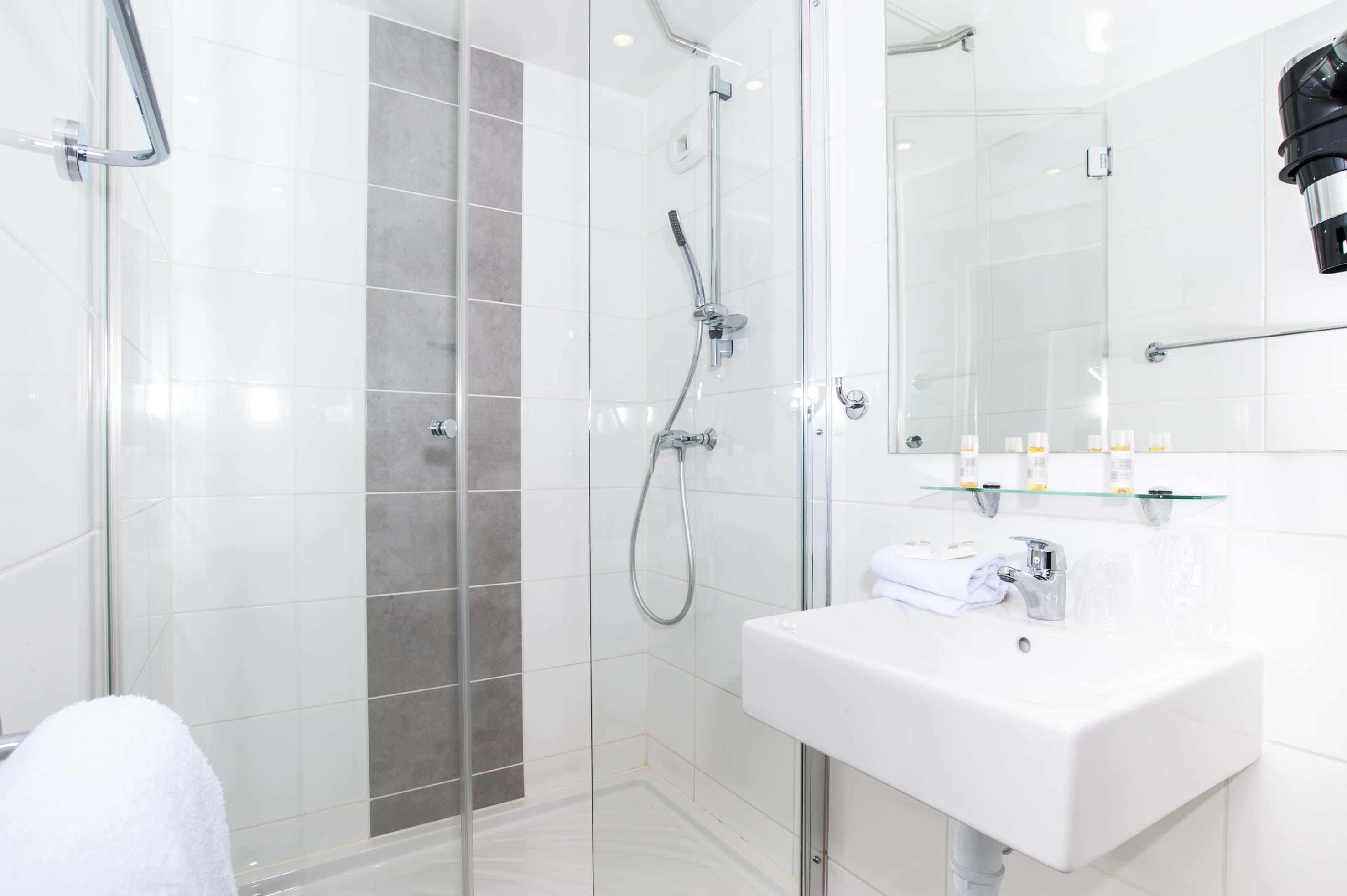 Dios Hotel Bruguieres Екстер'єр фото