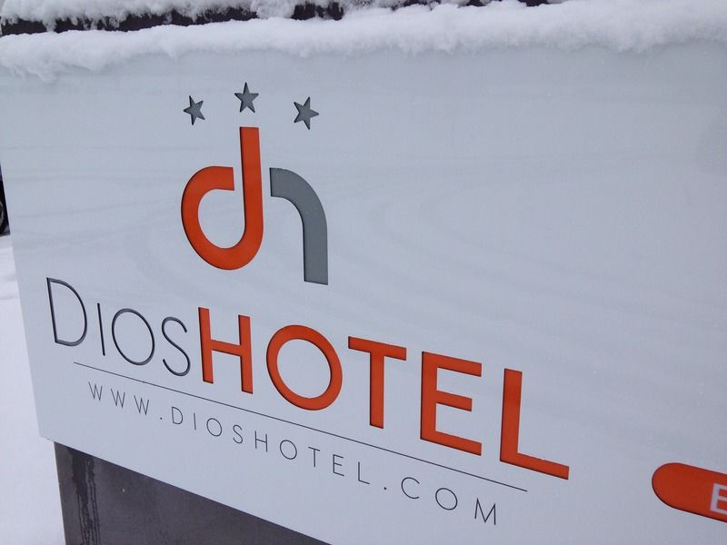 Dios Hotel Bruguieres Екстер'єр фото